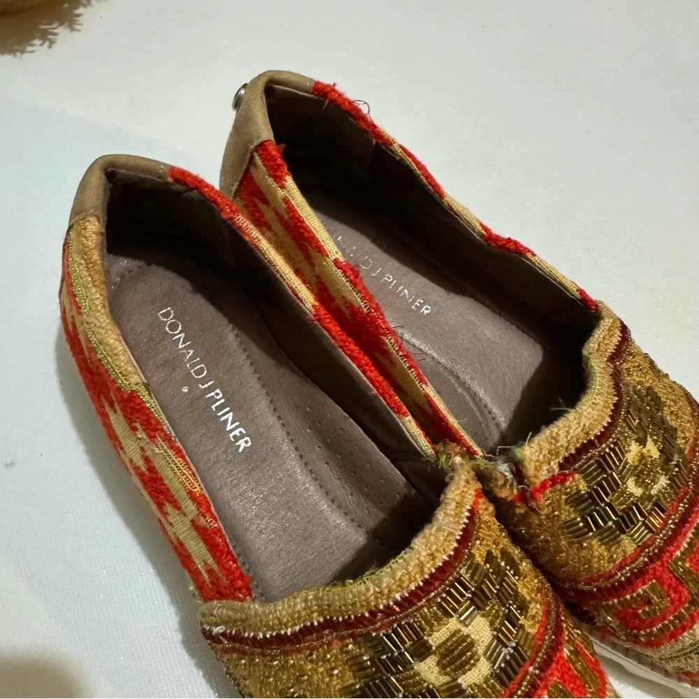 Donald J Pliner Balisp Aztec Tribal‎ Southwest Beaded Platform Loafers Women’s 7